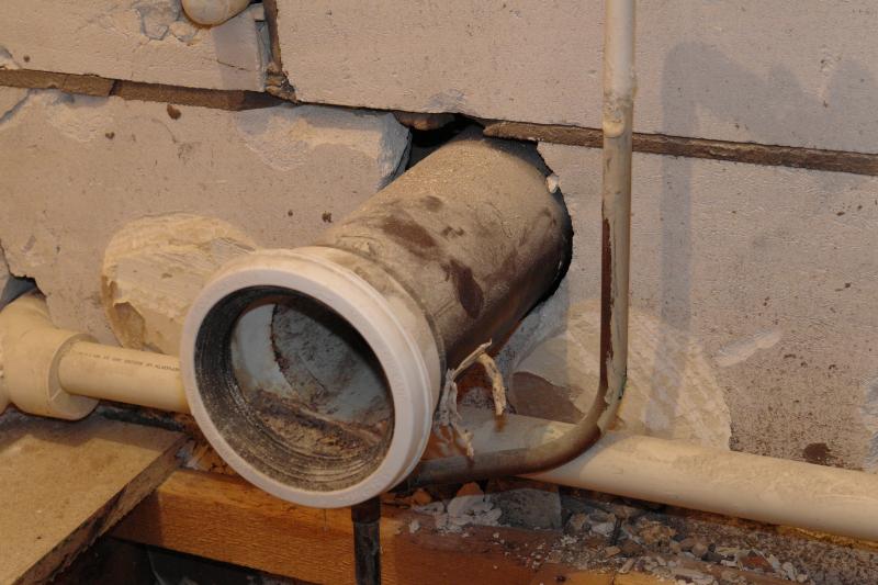 Moving Water Pipes And Chasing Radiator Pipes Into A Wall Diynot Forums