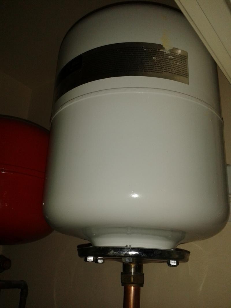 Intermittent double leak in water tank can I fix it? DIYnot Forums