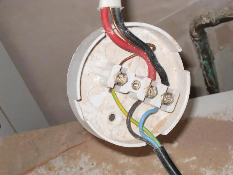 Help with wiring in electric hob tonight | DIYnot Forums