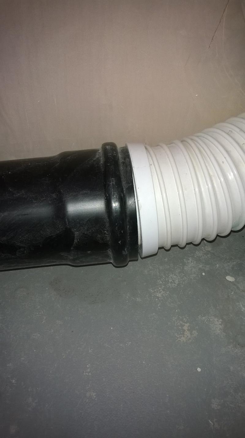 Leaking waste pipe DIYnot Forums