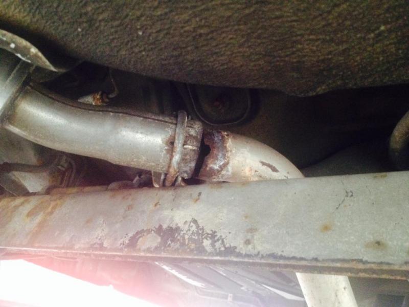 Big hole in my exhaust pipe DIYnot Forums