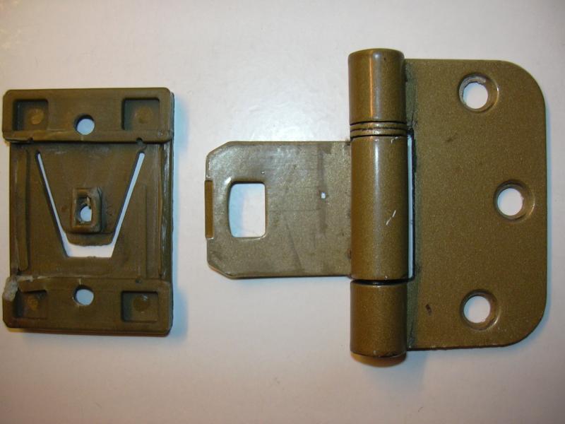 Unusual hinge c