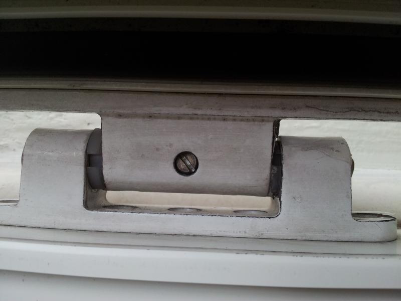 upvc hinge1