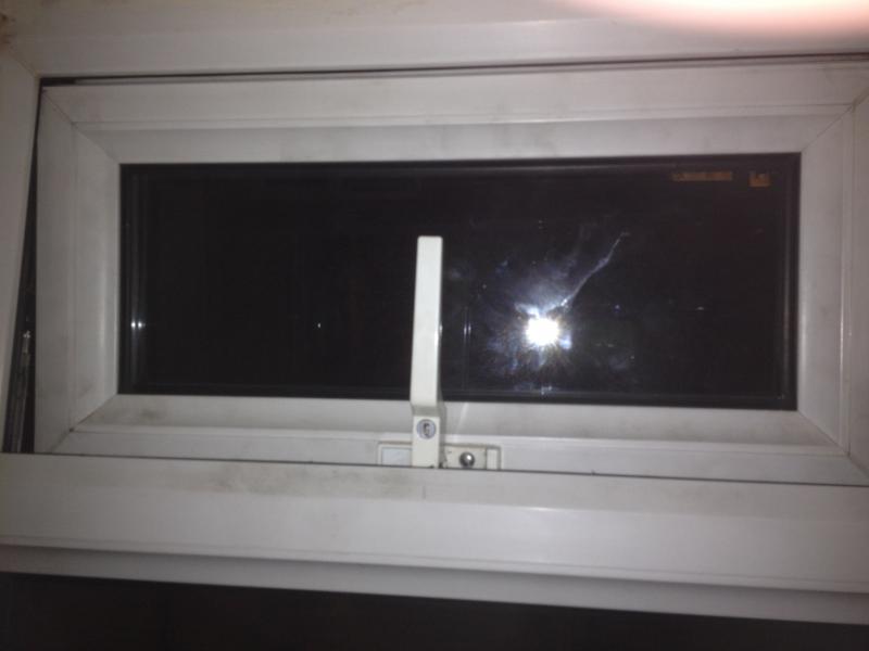 Windows Top Hing Not Closing